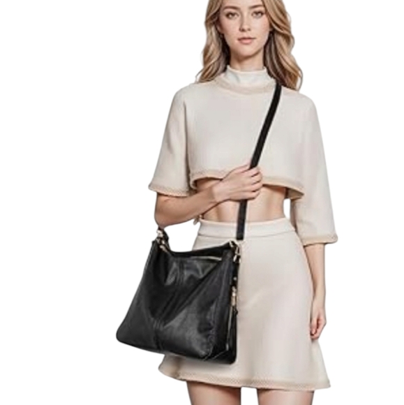 Black Vegan Leather Crossbody Shoulder Bag NWT - Picture 2 of 12